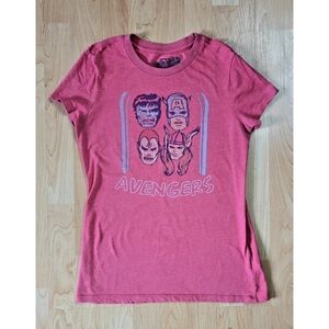 Old Navy Collectabilitees Marvel Avengers t-shirt